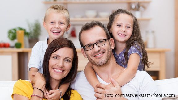 Familie mit zwei Kindern